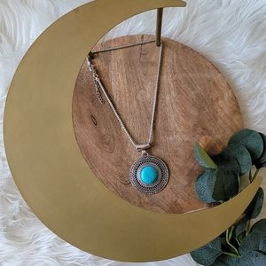 Silvertone & Turquoise Round Pendant Necklace
